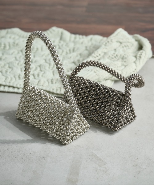 THE YOn(ザヨン)の「ビーズデザインパーティーバッグ(ショルダーバッグ・レディース・シルバー/アンティークシルバー・FREE)」の3枚目の写真
