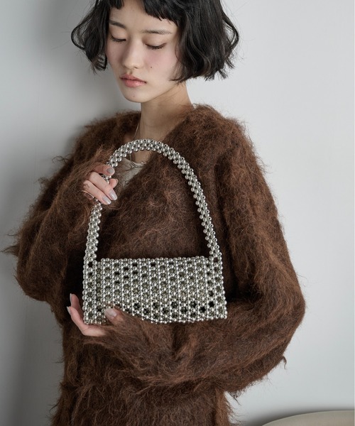 THE YOn(ザヨン)の「ビーズデザインパーティーバッグ(ショルダーバッグ・レディース・シルバー/アンティークシルバー・FREE)」の6枚目の写真