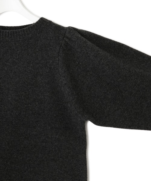 PROTAGONISTA（プロタゴニスタ）の「【PROTAGONISTA(プロタゴニスタ)】SHOULDER DETAIL KNIT（ニット/セーター・レディース・ブラウン/チャコールグレー/ブラック・1）」の5枚目の写真