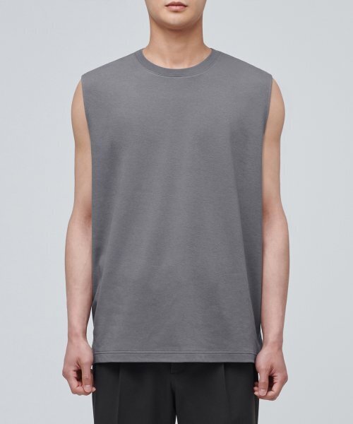 MUSINSA STANDARD（ムシンサスタンダード）の「リラックスドスリーブレストップ [グレー]（Tシャツ/カットソー・メンズ・その他・SMALL/LARGE/MEDIUM）」の2枚目の写真