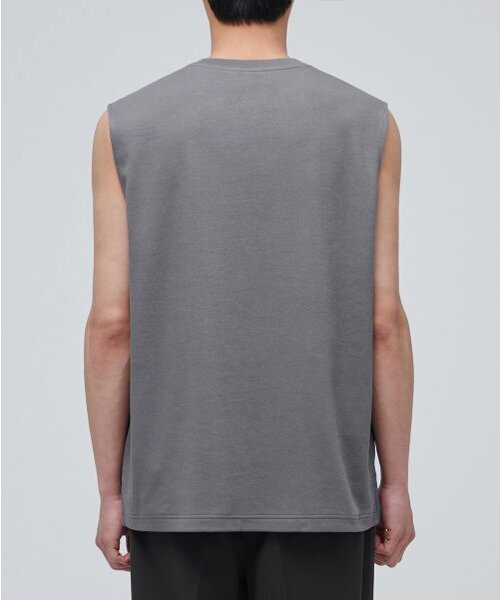 MUSINSA STANDARD（ムシンサスタンダード）の「リラックスドスリーブレストップ [グレー]（Tシャツ/カットソー・メンズ・その他・SMALL/LARGE/MEDIUM）」の3枚目の写真