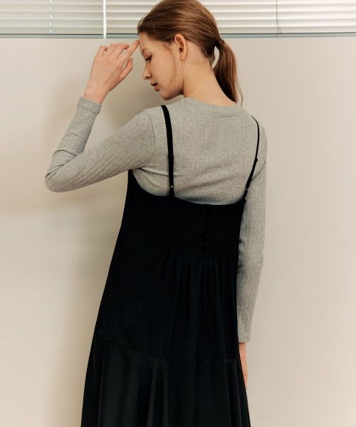 ZEROSTREET（ゼロストリート）の「[2カラー] フラッフィーフレアワンピース（ワンピース・レディース・ネイビー/ブラック・SMALL/MEDIUM）」の3枚目の写真