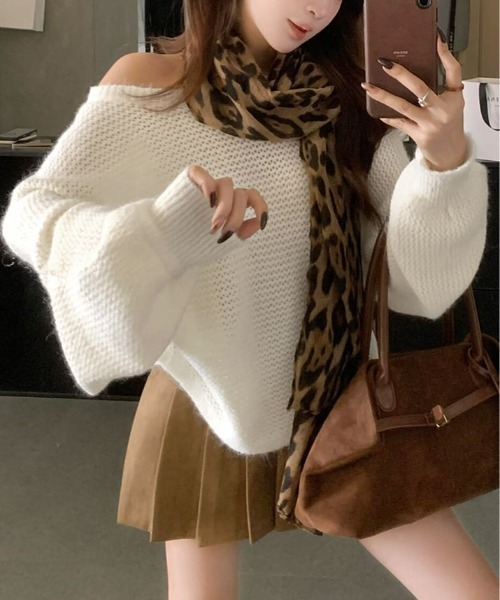 kirakiraShop(キラキラショップ)の「バックリボン デザイン シャギー ニット(ニット/セーター・レディース・オフホワイト/グレー/パープル・FREE)」の6枚目の写真