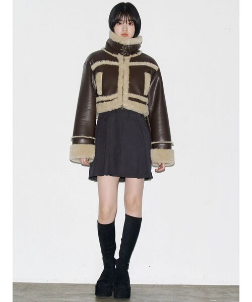 EMODA（エモダ）の「2WAYショルダーギャザーワンピース（ワンピース・レディース・ブラウン/ブラック/グレー・FREE）」の17枚目の写真