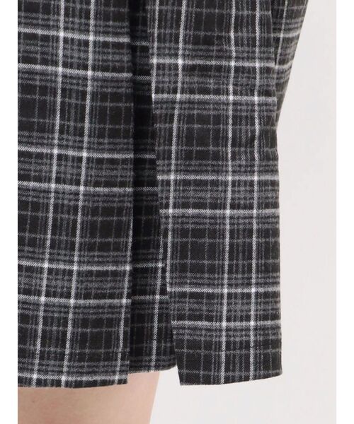 EMODA（エモダ）の「2WAYショルダーギャザーワンピース（ワンピース・レディース・ブラウン/ブラック/グレー・FREE）」の4枚目の写真