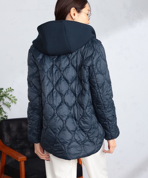 GALLORIA（ギャローリア）の「レイヤード風中綿キルトジャケット（その他アウター・レディース・ネイビー/オートミール・L/LL/M/S）」の9枚目の写真