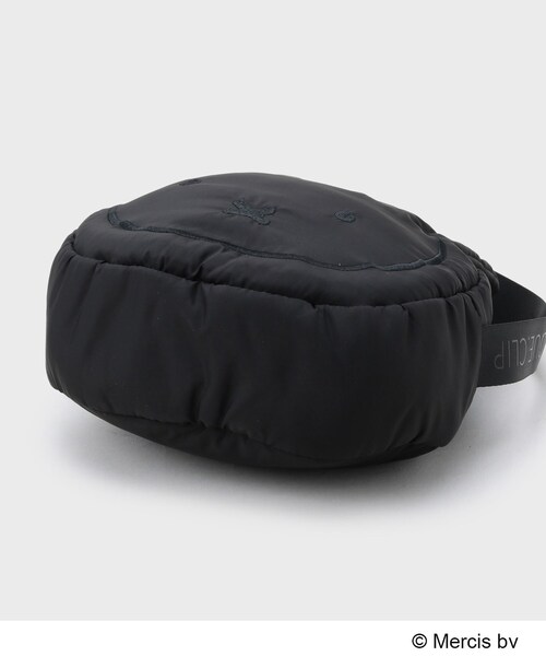 OPAQUE.CLIP（オペークドットクリップ）の「【コラボ】miffy ｘ OPAQUE.CLIP フェイス型軽量パフィーショルダーバッグ（ショルダーバッグ・レディース・オフホワイト/ブラック・00）」の7枚目の写真