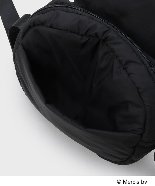 OPAQUE.CLIP（オペークドットクリップ）の「【コラボ】miffy ｘ OPAQUE.CLIP フェイス型軽量パフィーショルダーバッグ（ショルダーバッグ・レディース・オフホワイト/ブラック・00）」の12枚目の写真