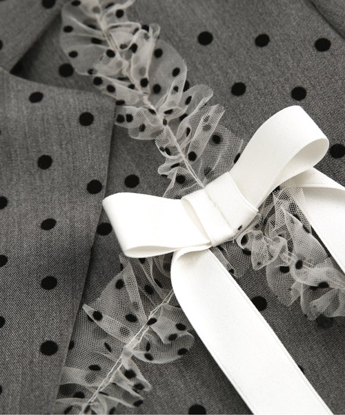 LA POMME petit(ラポミ・プチ)の「Dots Lace Ribbon Jacket(テーラードジャケット・レディース・グレー/アイボリー・SMALL/MEDIUM/LARGE)」の6枚目の写真