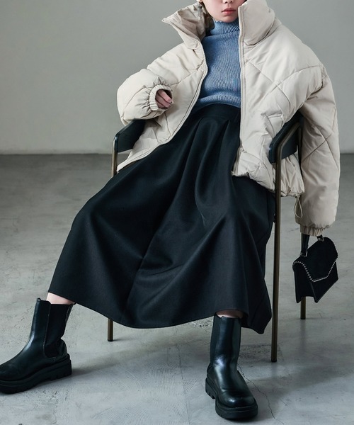 Fashion Letter（ファッションレター）の「ダイヤキルト ビッグカラー 中綿ブルゾン（ダウンジャケット/コート・レディース・ブラック/カーキ/オフホワイト・L/M）」の2枚目の写真