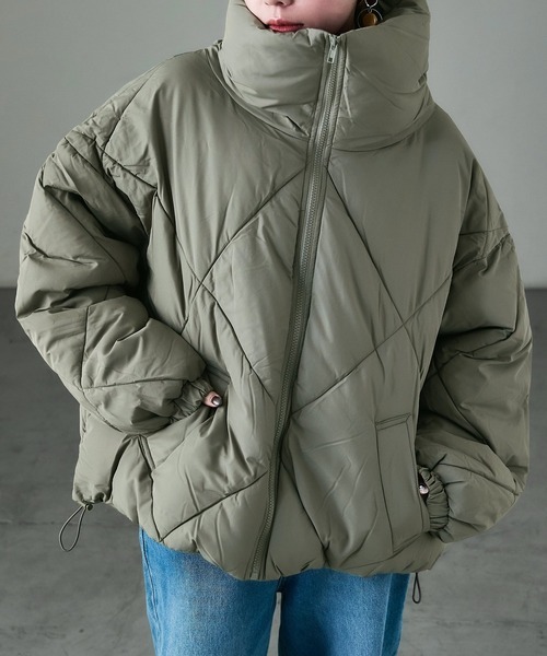 Fashion Letter（ファッションレター）の「ダイヤキルト ビッグカラー 中綿ブルゾン（ダウンジャケット/コート・レディース・ブラック/カーキ/オフホワイト・L/M）」の6枚目の写真