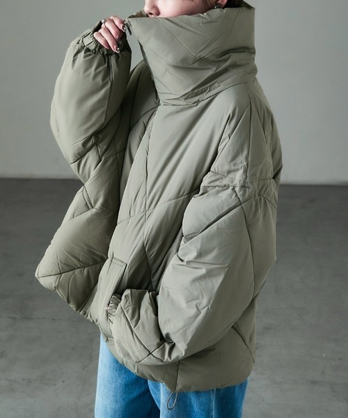 Fashion Letter（ファッションレター）の「ダイヤキルト ビッグカラー 中綿ブルゾン（ダウンジャケット/コート・レディース・ブラック/カーキ/オフホワイト・L/M）」の7枚目の写真