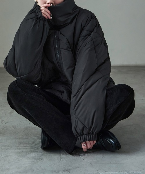 Fashion Letter（ファッションレター）の「ダイヤキルト ビッグカラー 中綿ブルゾン（ダウンジャケット/コート・レディース・ブラック/カーキ/オフホワイト・L/M）」の19枚目の写真