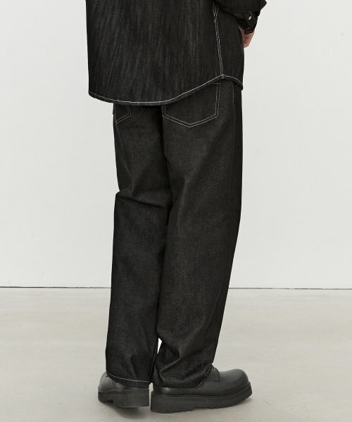 DECET(デケト)の「Mid Rise Wide Jeans DCPT027CPBlack(デニムパンツ・レディース・その他・34/32/30/26/28)」の5枚目の写真