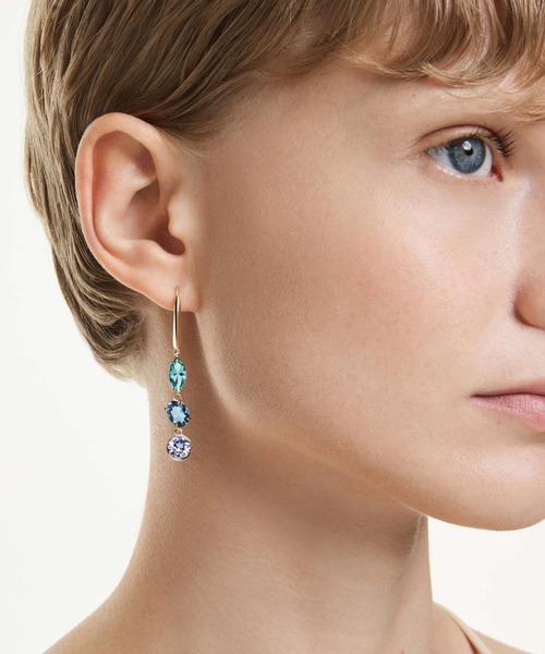 v*v様 購入に責任の持てる方のみSwarovski フープ ドロップアシンメト