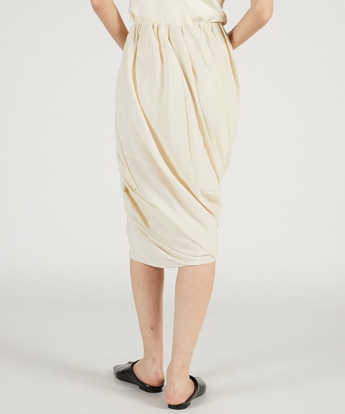 PRANK PROJECT（プランクプロジェクト）の「【2026Spring Pre-Order】ツイストミディスカート / Twist Midi Skirt（スカート・レディース・グレー/アイボリー・36/38）」の7枚目の写真