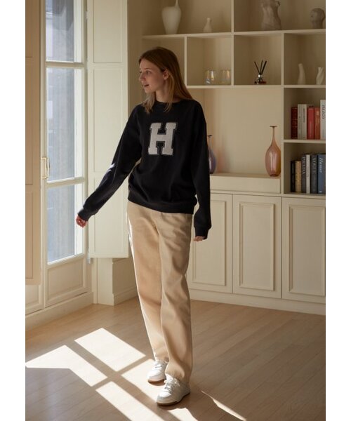 JUNECI(ジュネシ)の「Hイニシャルスウェットシャツ(スウェット・レディース・その他・LARGE/MEDIUM/SMALL)」の3枚目の写真