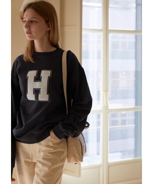 JUNECI(ジュネシ)の「Hイニシャルスウェットシャツ(スウェット・レディース・その他・LARGE/MEDIUM/SMALL)」の9枚目の写真
