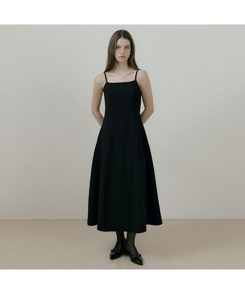 REORG(リオルグ)の「RIE FLARE SLEEVELESS OPS BLACK(ワンピース・レディース・その他・SMALL/MEDIUM)」の1枚目の写真