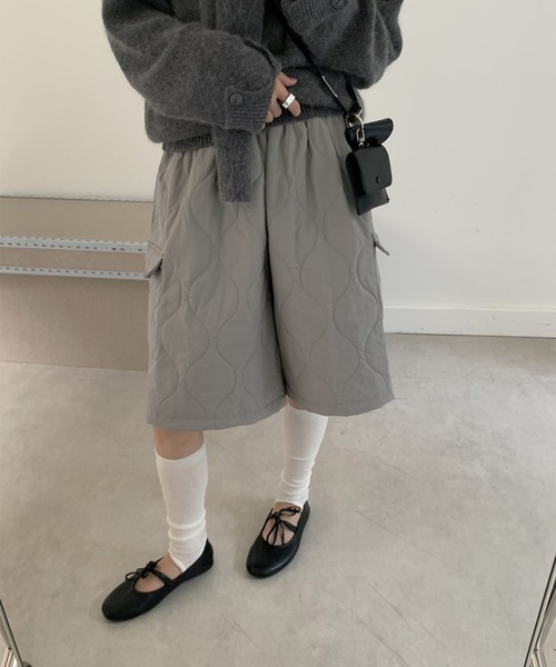 LYEON（リヨン）の「キルティングカーゴハーフパンツ（カーゴパンツ・レディース・グレー/ベージュ/ブラック・FREE）」の3枚目の写真