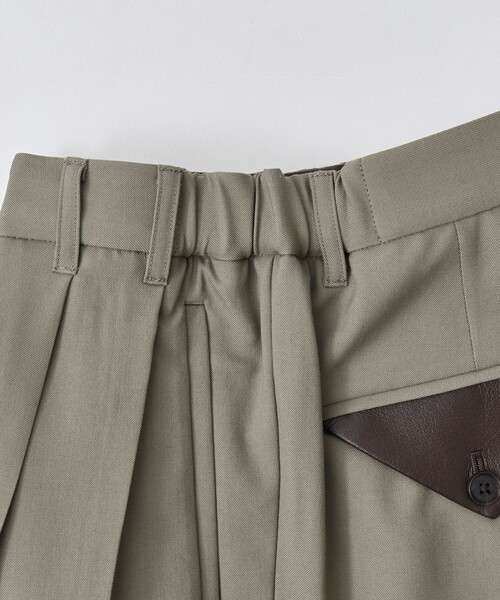 UNITED TOKYO(ユナイテッドトウキョウ)の「【数量限定】×EX Super120s ZEROTORIA WIDE PANTS(スラックス・メンズ・ブラック/ダークグレー/グレー系その他・1/2)」の6枚目の写真