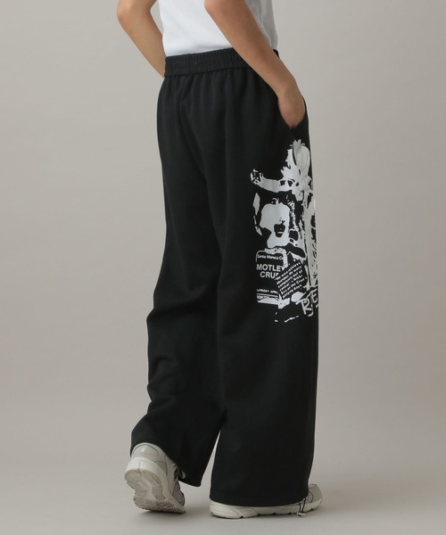 LAND MUSEUM（ランドミュージアム）の「LAND MUSEUM／バレルレタースウェットパンツ（スウェットパンツ・メンズ・ブラック/グレー・MEDIUM/LARGE）」の21枚目の写真