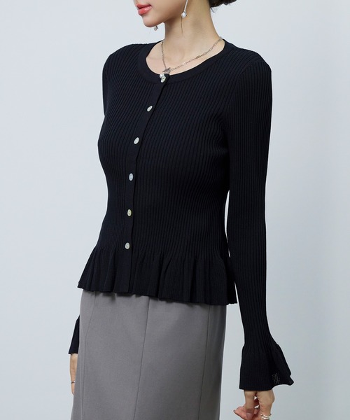 SAISON DE PAPILLON（セゾンドパピヨン）の「【新作登場！】レディース ニット カーディガン クルーネック 2way フレア 貝ボタン きれいめ オフィスカジュアル（カーディガン/ボレロ・レディース・ホワイト/ベージュ/ブラック・M/L）」の11枚目の写真