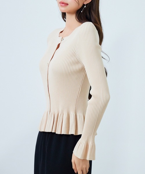 SAISON DE PAPILLON（セゾンドパピヨン）の「【新作登場！】レディース ニット カーディガン クルーネック 2way フレア 貝ボタン きれいめ オフィスカジュアル（カーディガン/ボレロ・レディース・ホワイト/ベージュ/ブラック・M/L）」の17枚目の写真