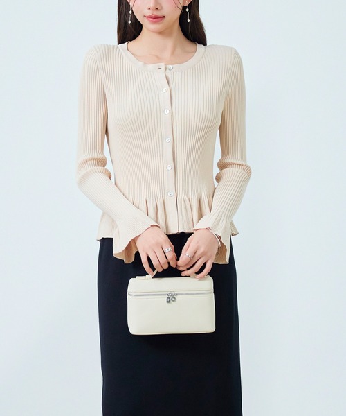 SAISON DE PAPILLON（セゾンドパピヨン）の「【新作登場！】レディース ニット カーディガン クルーネック 2way フレア 貝ボタン きれいめ オフィスカジュアル（カーディガン/ボレロ・レディース・ホワイト/ベージュ/ブラック・M/L）」の19枚目の写真