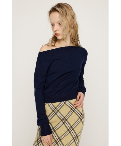 SLY(スライ)の「OFF SHOULDER 2WAY HG TOPS オフショルダー 2ウェイ ハイゲージ トップス 春服(ニット/セーター・レディース・キャメル/ライトグリーン/ダークグレー/ネイビー・FREE)」の5枚目の写真
