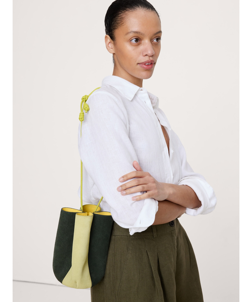Banana Republic(バナナリパブリック)の「◇ カラーブロック スエード チューリップ バッグ(ハンドバッグ・レディース・グリーン/オレンジ・ONE SIZE)」の10枚目の写真