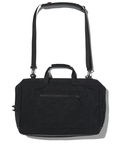 BROWNBREATH（ブラウンブレス）の「STRIVE LAPTOP BAG - BLACK（ショルダーバッグ・レディース・その他・ONE SIZE）」の2枚目の写真