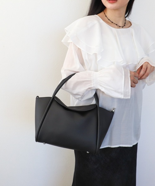 Three Four Time（ｽﾘｰﾌｫｰﾀｲﾑ）の「通しハンドルフラップトート（ショルダーバッグ・レディース・オフホワイト/ライトイエロー/ブラック・FREE）」の8枚目の写真