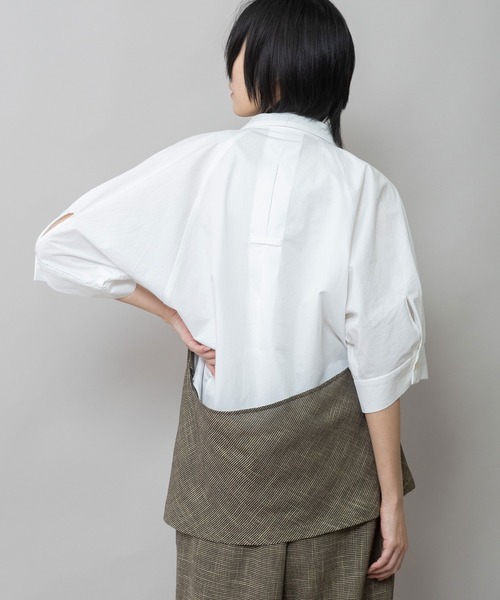 Munich（ミューニック）の「【吸水・速乾性】ポリエステルレーヨンカラミ織りジレ（ベスト・レディース・ベージュ/ブラック/ブラウン・FREE）」の10枚目の写真