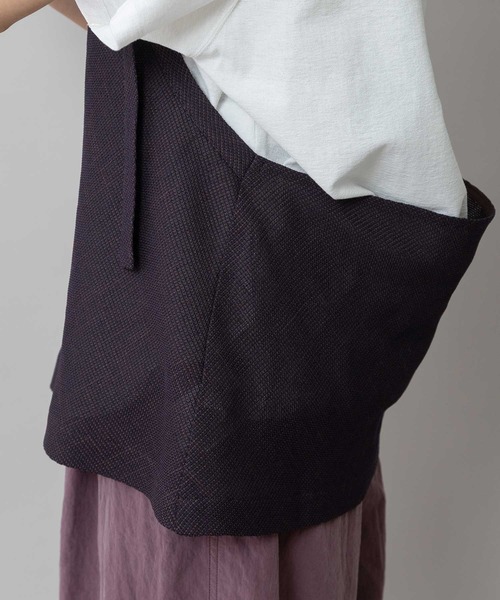 Munich（ミューニック）の「【吸水・速乾性】ポリエステルレーヨンカラミ織りジレ（ベスト・レディース・ベージュ/ブラック/ブラウン・FREE）」の22枚目の写真