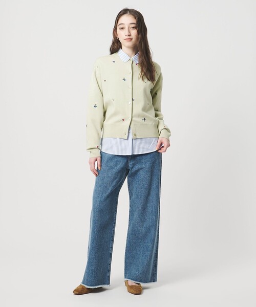 UNITED ARROWS(ユナイテッドアローズ)の「フラワー エンブロイダリー カーディガン(カーディガン/ボレロ・レディース・ネイビー/ライム/ダークグレー/ダークブラウン・FREE)」の18枚目の写真