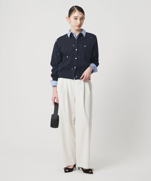 UNITED ARROWS(ユナイテッドアローズ)の「フラワー エンブロイダリー カーディガン(カーディガン/ボレロ・レディース・ネイビー/ライム/ダークグレー/ダークブラウン・FREE)」の9枚目の写真