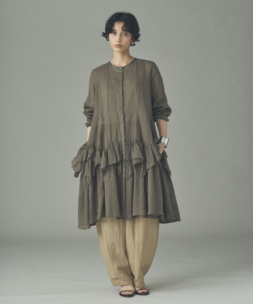 Curensology（カレンソロジー）の「Curensology(カレンソロジー)/ラミーランダムフリルブラウス（シャツ/ブラウス・レディース・ピンク/ブラウン/ホワイト・36/38）」の21枚目の写真