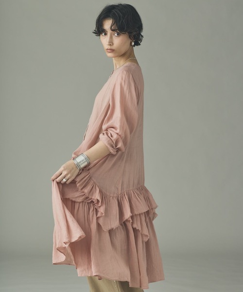 Curensology（カレンソロジー）の「Curensology(カレンソロジー)/ラミーランダムフリルブラウス（シャツ/ブラウス・レディース・ピンク/ブラウン/ホワイト・36/38）」の6枚目の写真