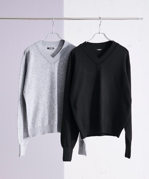 Ellno Loset（エルノロゼット）の「レイヤードライクVネックニット/フィンガーホール付き（ニット/セーター・メンズ・グレー/ブラック・SMALL/MEDIUM/LARGE）」の15枚目の写真
