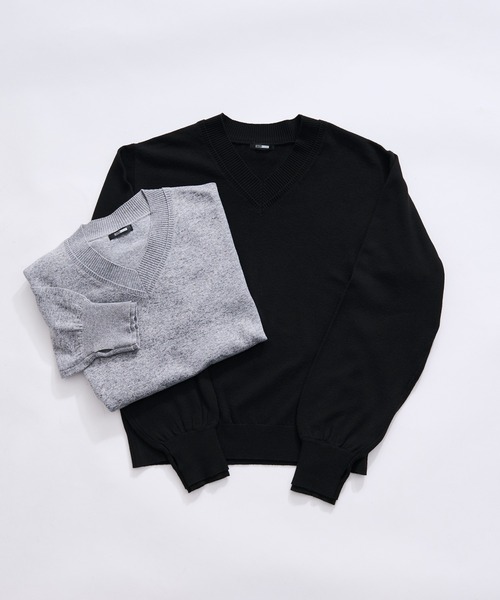 Ellno Loset（エルノロゼット）の「レイヤードライクVネックニット/フィンガーホール付き（ニット/セーター・メンズ・グレー/ブラック・SMALL/MEDIUM/LARGE）」の16枚目の写真