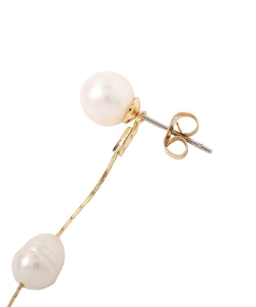 YECCA VECCA（イェッカヴェッカ）の「2way淡水パールピアス（ピアス（両耳用）・レディース・ゴールド・FREE）」の7枚目の写真
