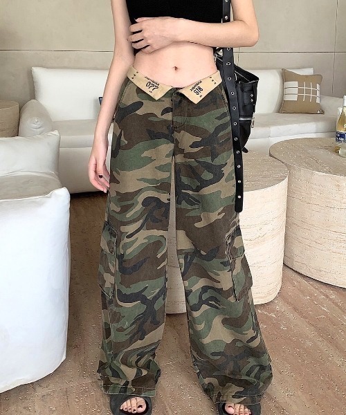 NANEA（ナネア）の「ウエスト折り返し迷彩柄カーゴパンツ（カーゴパンツ・レディース・カモフラージュ・SMALL/LARGE/MEDIUM）」の5枚目の写真