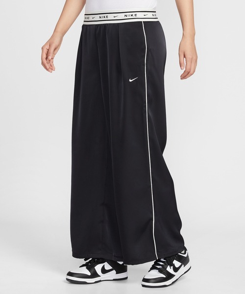 NIKE(ナイキ)の「NIKE AS W NSW OFFLN WVN STN PANT IH1327(その他パンツ・レディース・オリーブ/ブラック・S/M)」の2枚目の写真