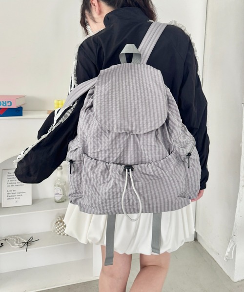 SOLLON.(ソルロン)の「【大容量】チェック柄ナイロンリュック(バックパック/リュック・レディース・アイボリー/カーキ/ブラック/チャコールグレー/グレー・FREE)」の21枚目の写真
