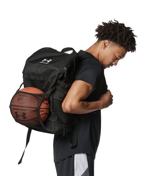 UNDER ARMOUR(アンダーアーマー)の「UAバスケットボール バックパック3(バスケットボール/メンズ/レディース)(バックパック/リュック・レディース・ブラック・ONESIZE)」の11枚目の写真