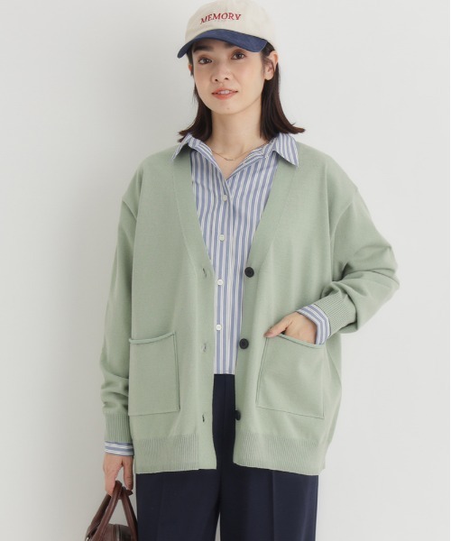 Right-on(ライトオン)の「HONEYSUCKLE ROSE(ハニーサックルローズ)【レディース】コットン混Vネックカーディガン(ニット/セーター・レディース・ブラック/ライトグレー/グリーン・M/L/S)」の1枚目の写真