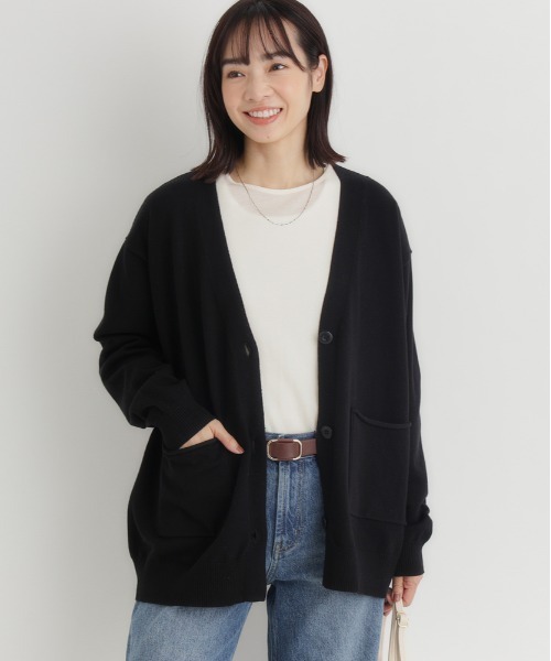 Right-on(ライトオン)の「HONEYSUCKLE ROSE(ハニーサックルローズ)【レディース】コットン混Vネックカーディガン(ニット/セーター・レディース・ブラック/ライトグレー/グリーン・M/L/S)」の2枚目の写真