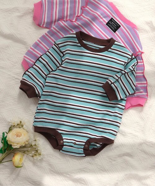 apres les cours（アプレレクール）の「【リンク/WEB限定】マルチボーダーメロウボディースーツ（ロンパース・キッズ・ミント/ラベンダー・80/70）」の2枚目の写真