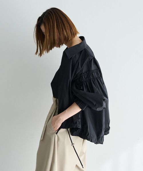 Editt by YECCA VECCA（エディットバイイェッカヴェッカ）の「ボリュームギャザーデザインZIPブルゾン（ブルゾン・レディース・アイボリー/ブラック/カーキ・FREE）」の22枚目の写真